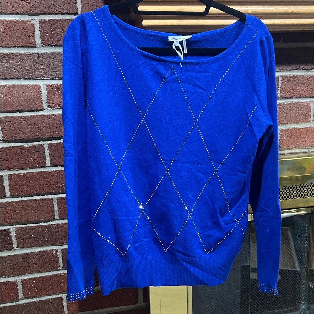 Blue Crew Neck Sweater with Diamond Pattern